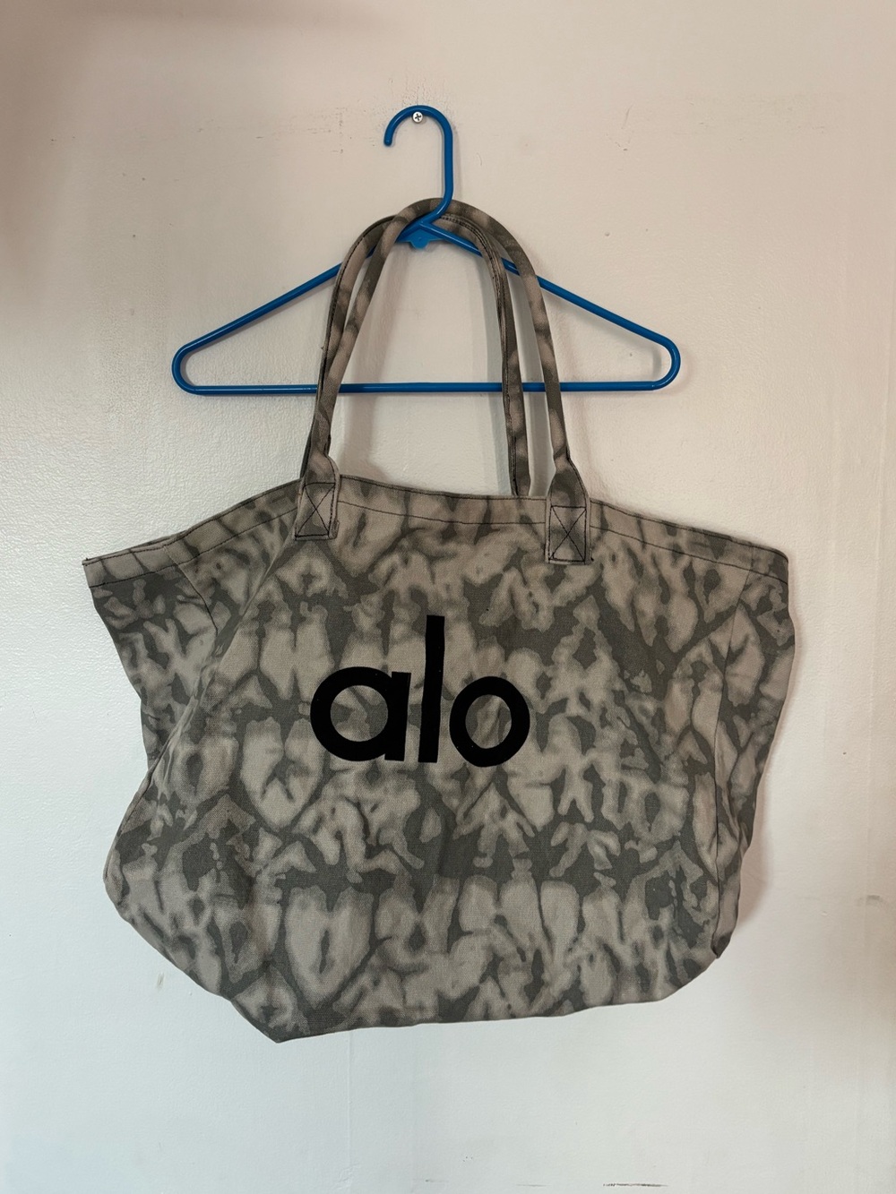 ALO Yoga Gray Tie-Dye Canvas Tote